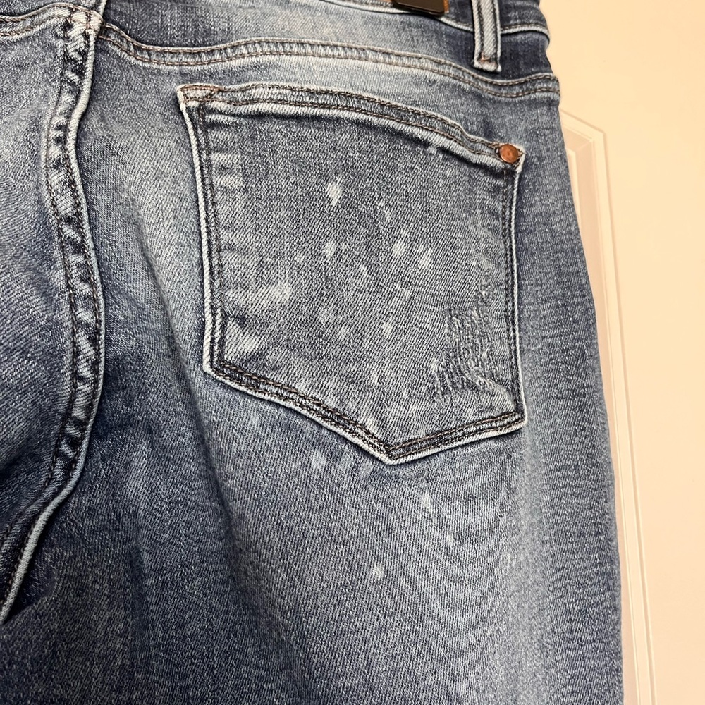Judy Blue Destroyed Bleach Splatter Boyfriend Skinny Jeans Size 11 - Picture 6 of 16